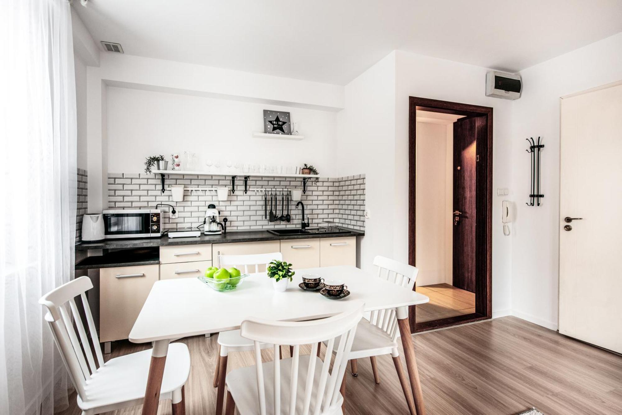 Fully-Furnished Apartment With Air Conditioning For Families, Cracow Old Town Краков Экстерьер фото
