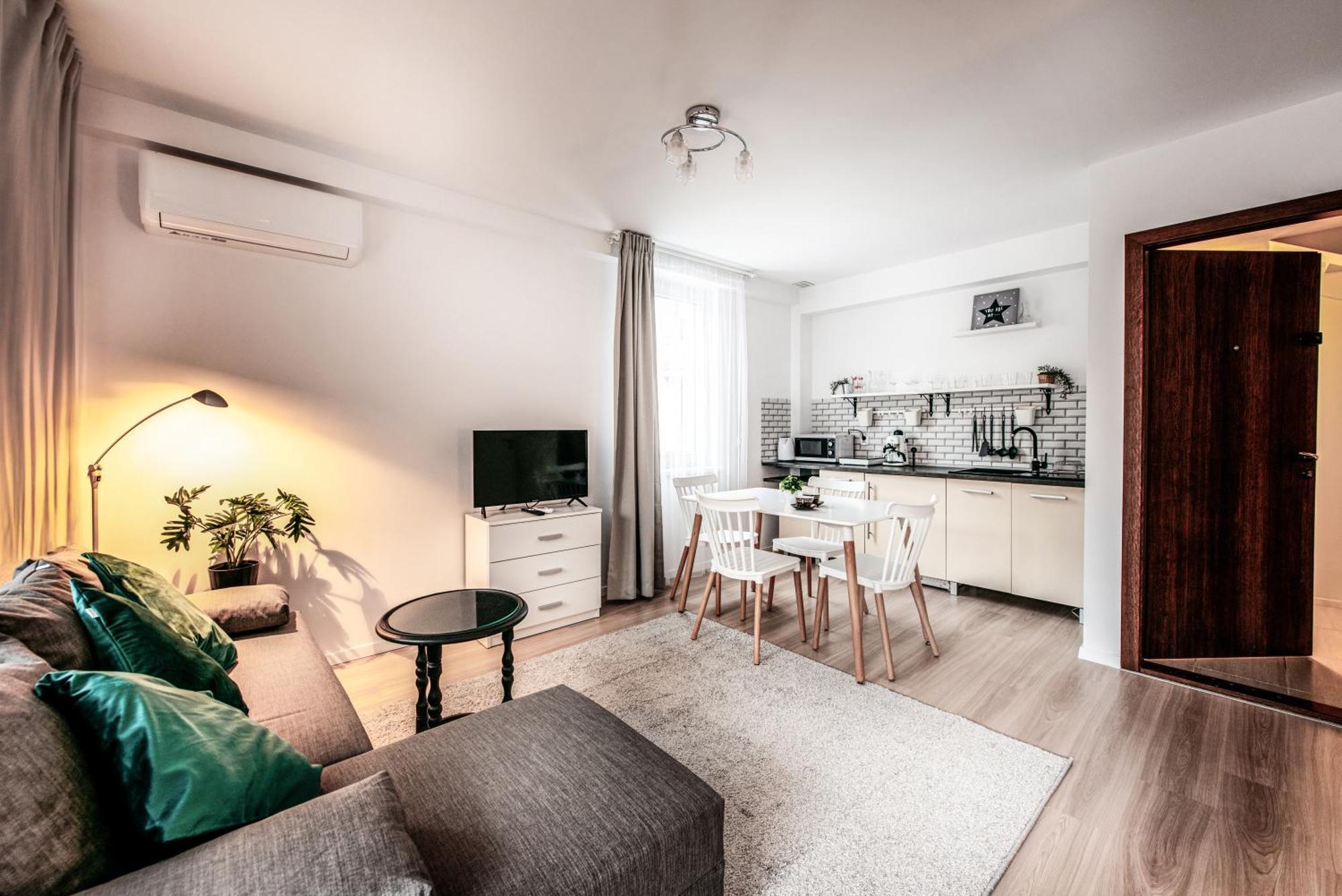 Fully-Furnished Apartment With Air Conditioning For Families, Cracow Old Town Краков Экстерьер фото