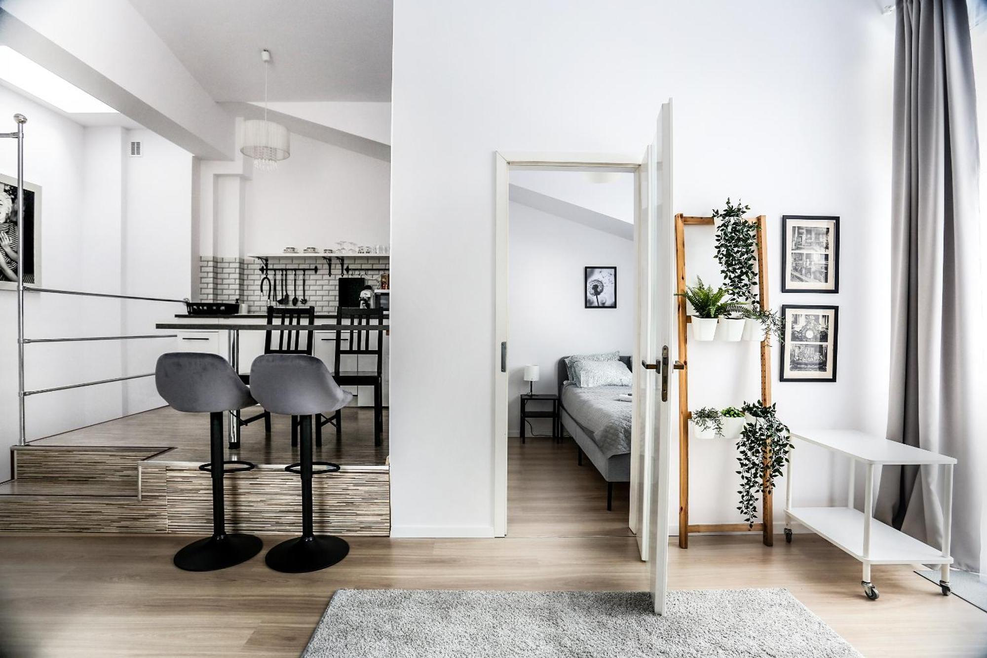 Fully-Furnished Apartment With Air Conditioning For Families, Cracow Old Town Краков Экстерьер фото